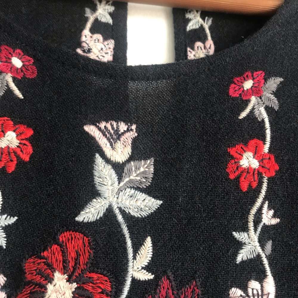 Zara Black Floral Embroidered Long-Sleeve Tunic Dress - Picture 13 of 15